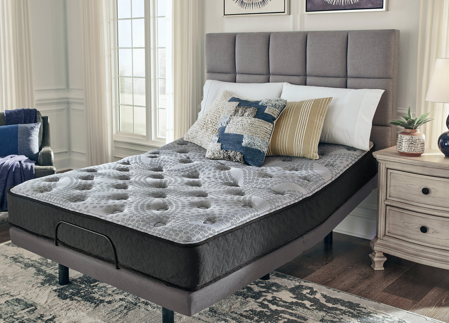 Comfort Plus Gray King Mattress - M50941 - Luna Furniture - Dallas Store