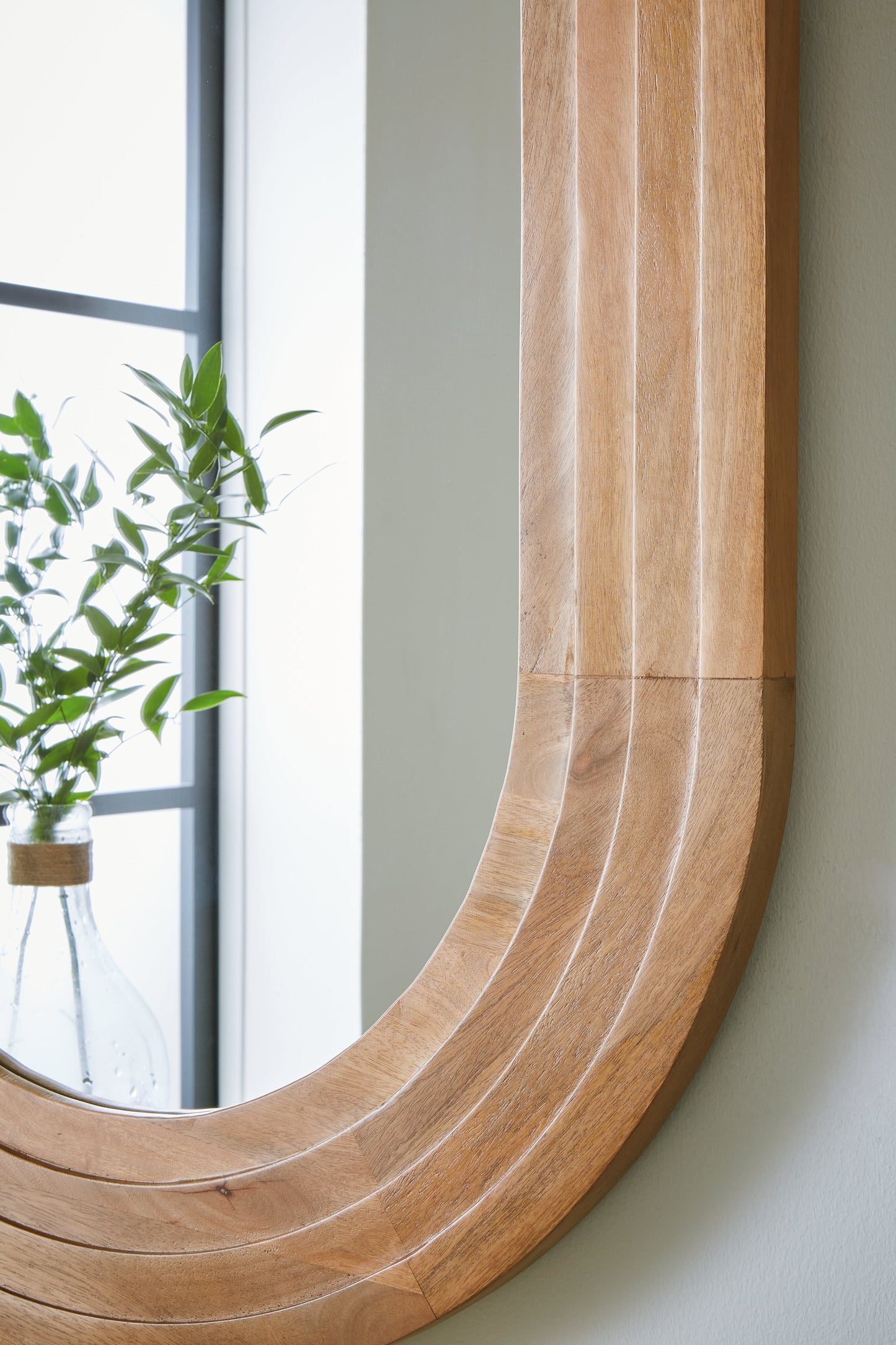 Daverly Brown Accent Mirror - A8010326 - Luna Furniture - Dallas Store