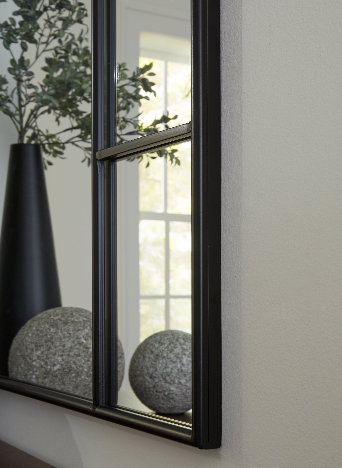 Evengton Black Accent Mirror - A8010319 - Luna Furniture - Dallas Store