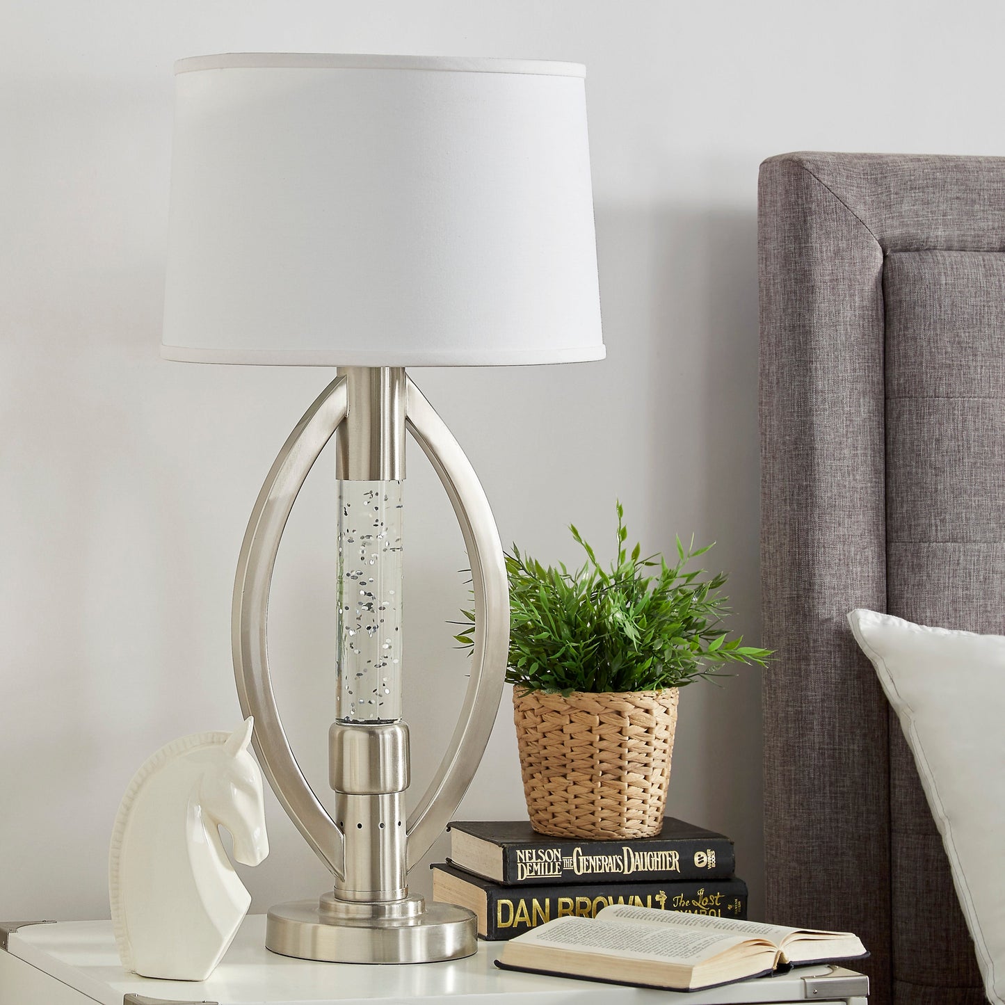 Lucian Table Lamp - H11761 - Luna Furniture - Dallas Store