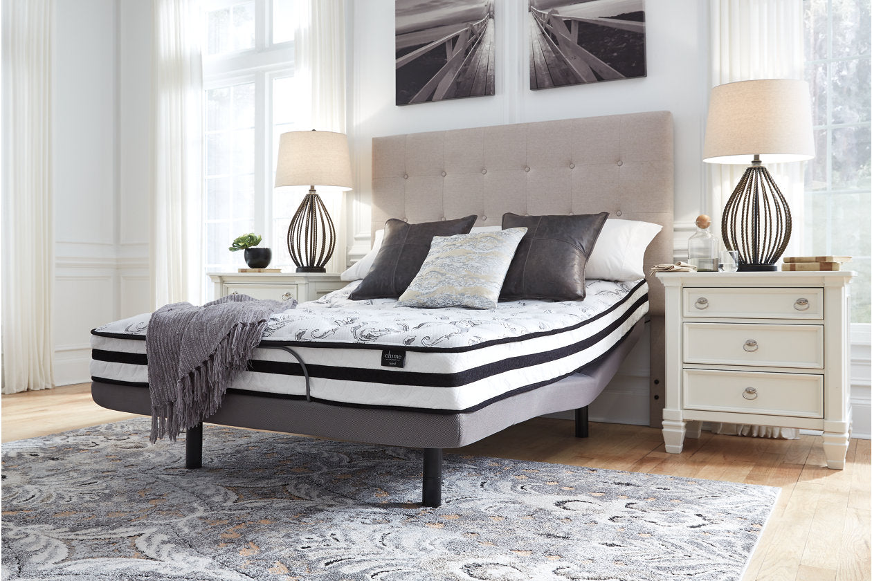 8 Inch Chime Innerspring White King Mattress in a Box - M69541 - Luna Furniture - Dallas Store