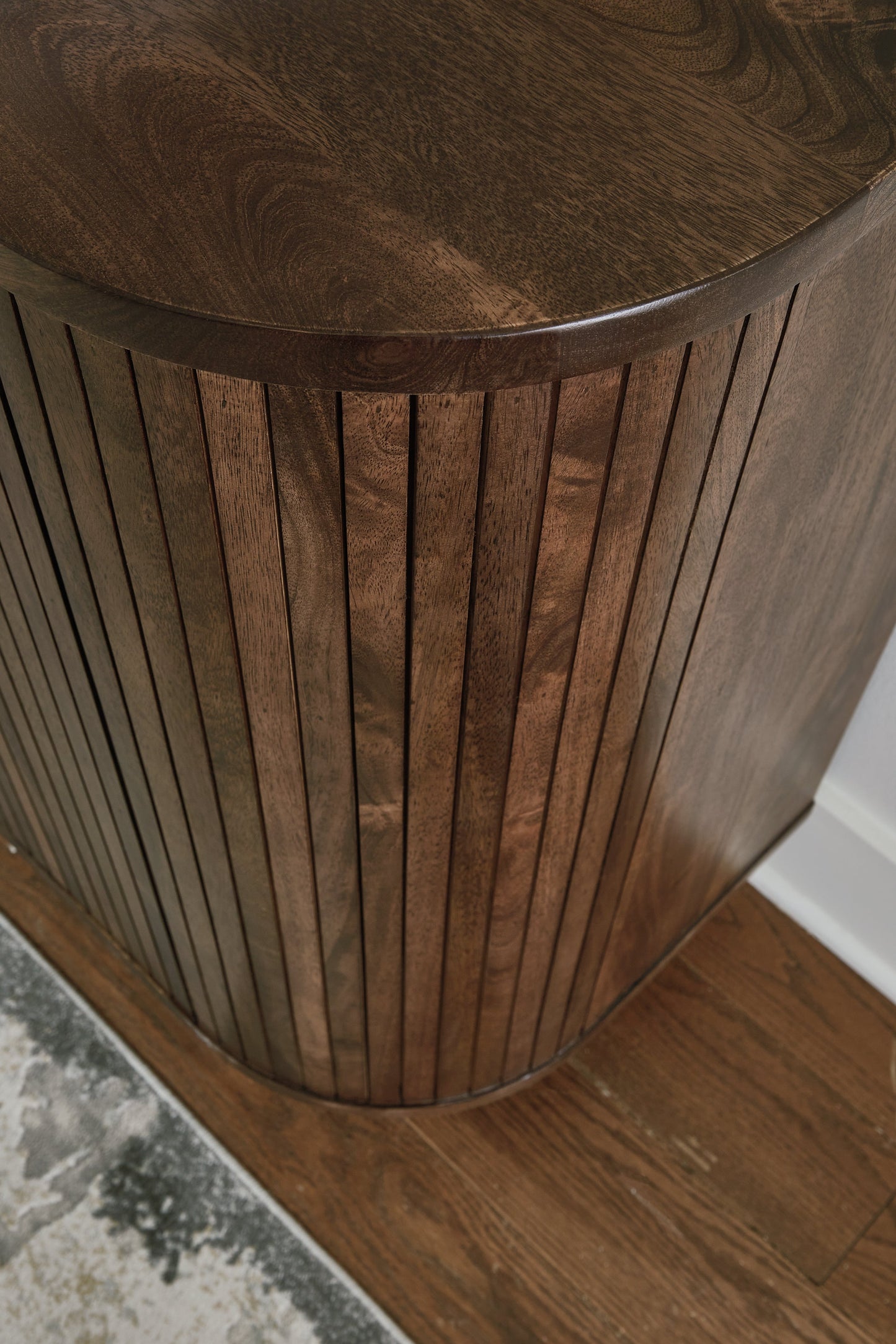 Amickly Dark Brown Accent Cabinet - A4000571 - Luna Furniture - Dallas Store