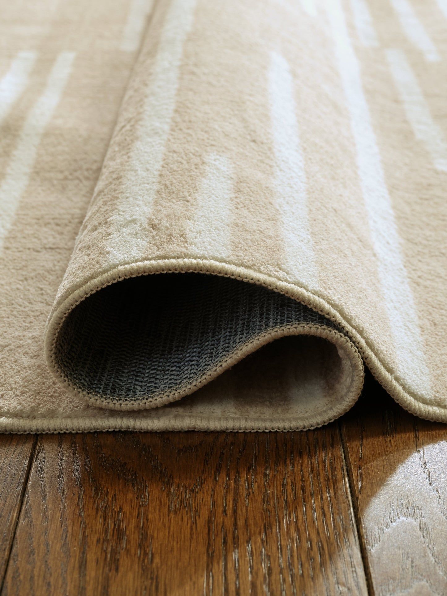 Ardenville Tan/Cream Medium Rug - R406212 - Luna Furniture - Dallas Store