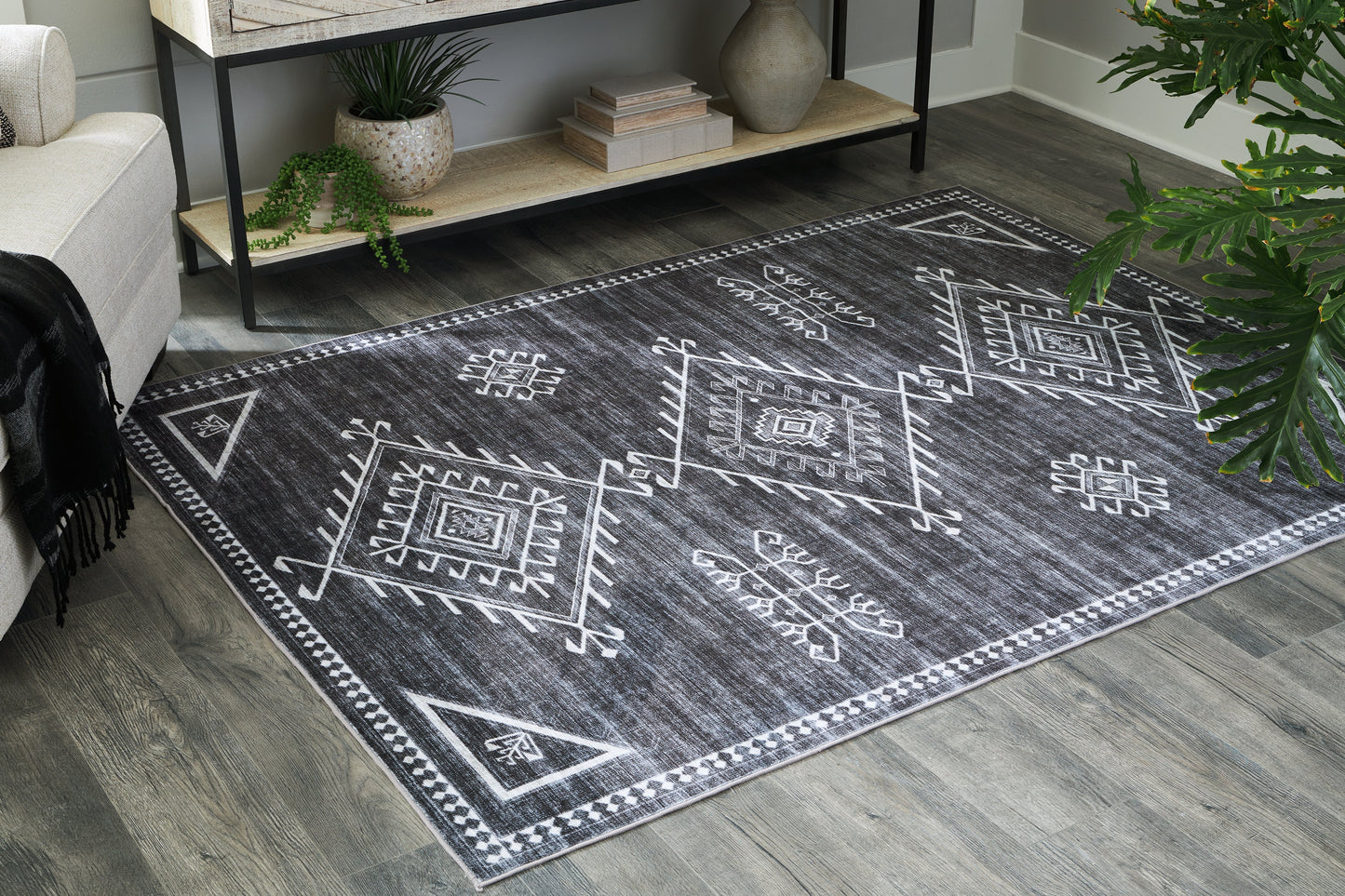 Arloman Black/Cream/Gray 5' x 7' Rug - R405932 - Luna Furniture - Dallas Store