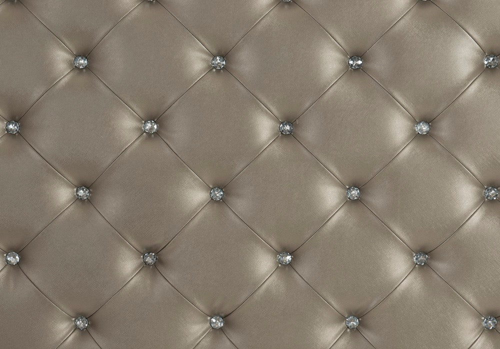 Avondale Silver Queen Mirrored Upholstered Panel Bed - SET | 1646-1 | 1646-2 | 1646-3 - Luna Furniture - Dallas Store