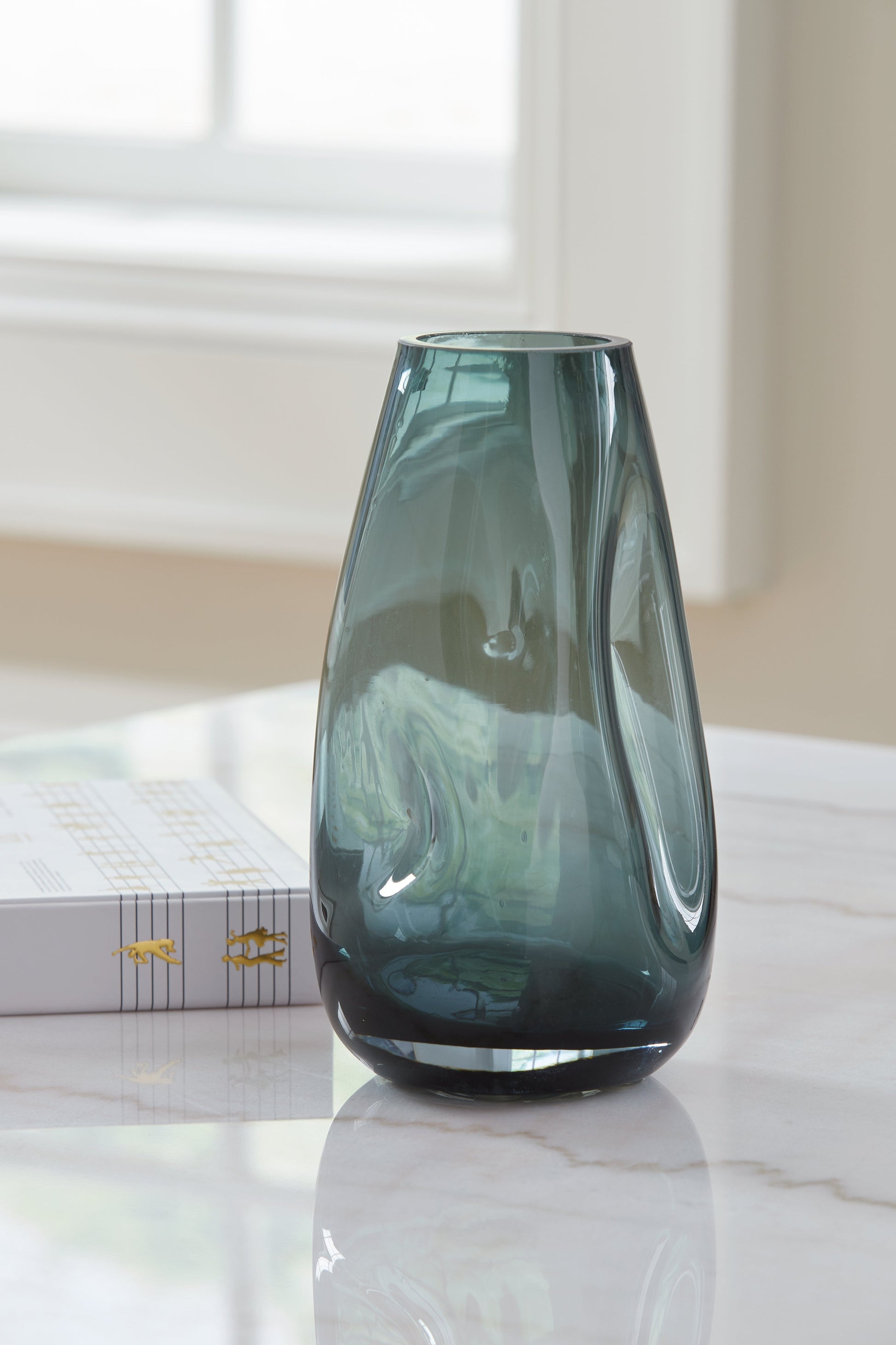 Beamund Teal Blue Vase (Set of 2) - A2900010 - Luna Furniture - Dallas Store