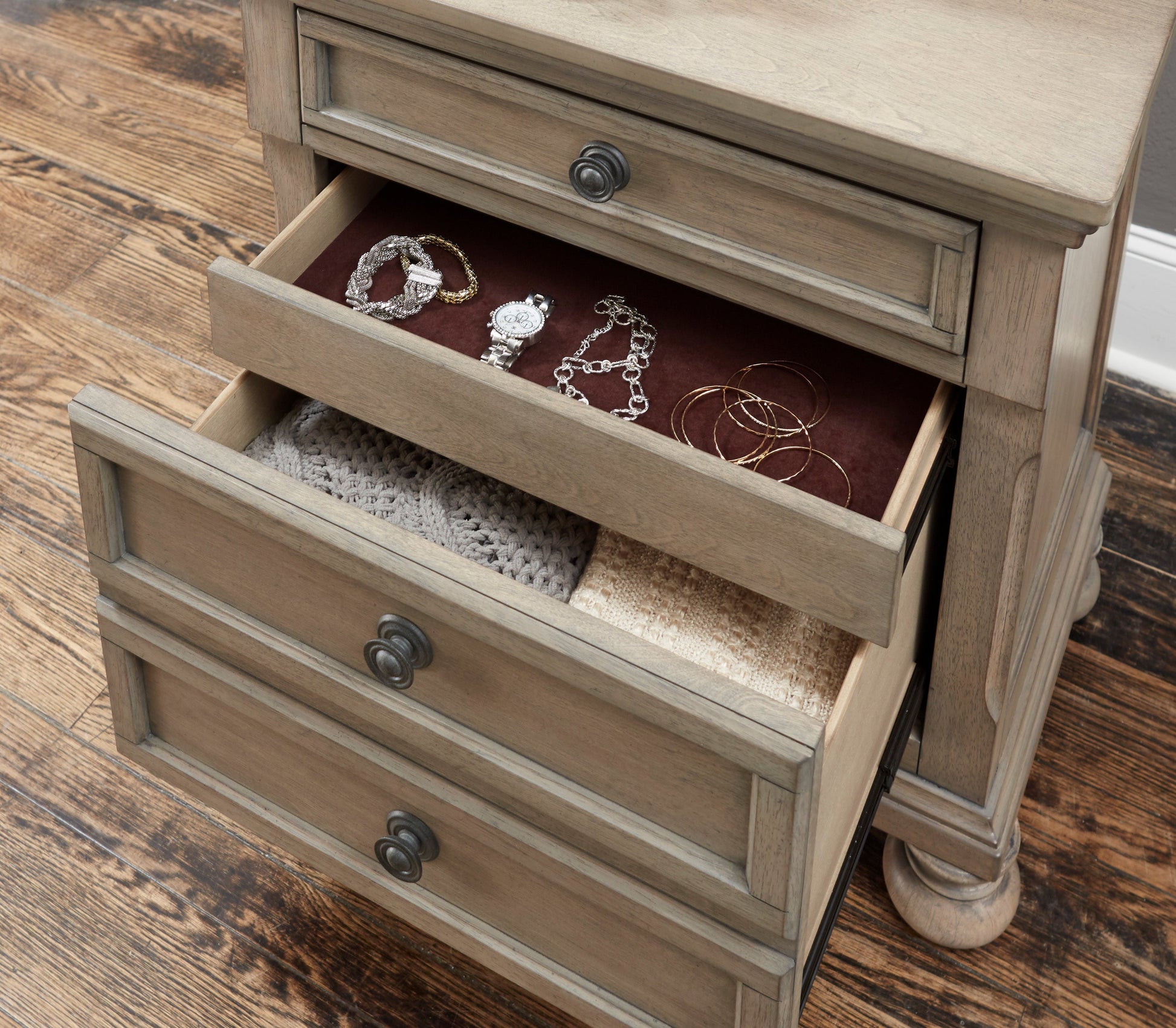 Bethel Wire Brushed Gray Sleigh Storage Platform Bedroom Set - SET | 2259GY-3 | 2259GY-5 | 2259GY-6 | 2259GY-4 | 2259GY-9 | 2259KGY-1 | 2259KGY-2 - Luna Furniture - Dallas Store