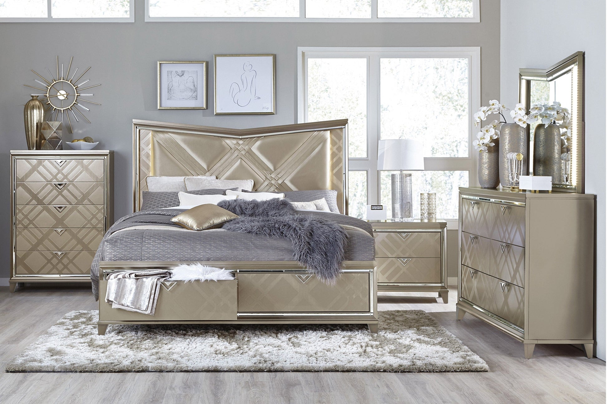 Bijou Champagne Chest - 1522-9 - Luna Furniture - Dallas Store