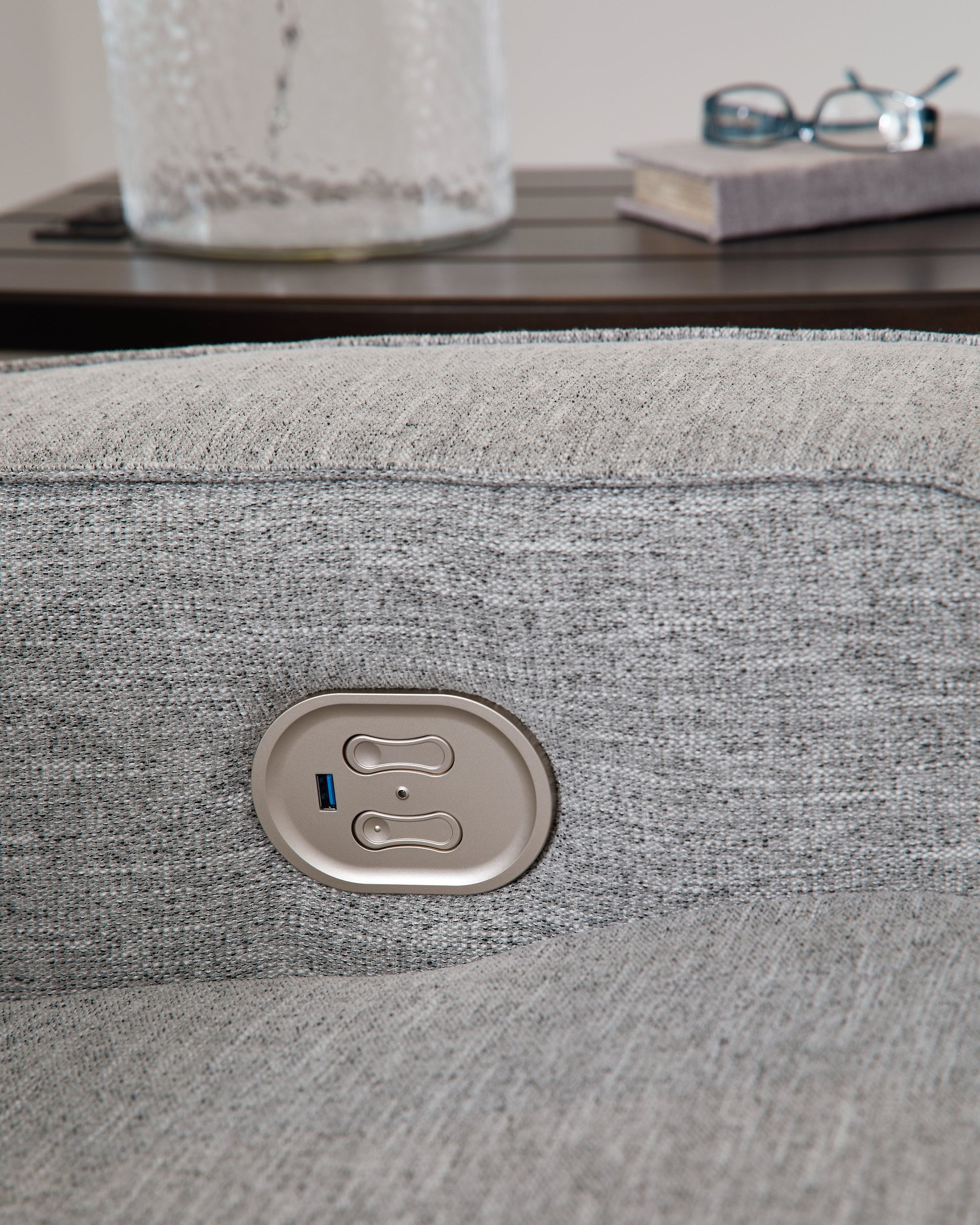 Biscoe Pewter Power Reclining Loveseat - 9050318 - Luna Furniture - Dallas Store