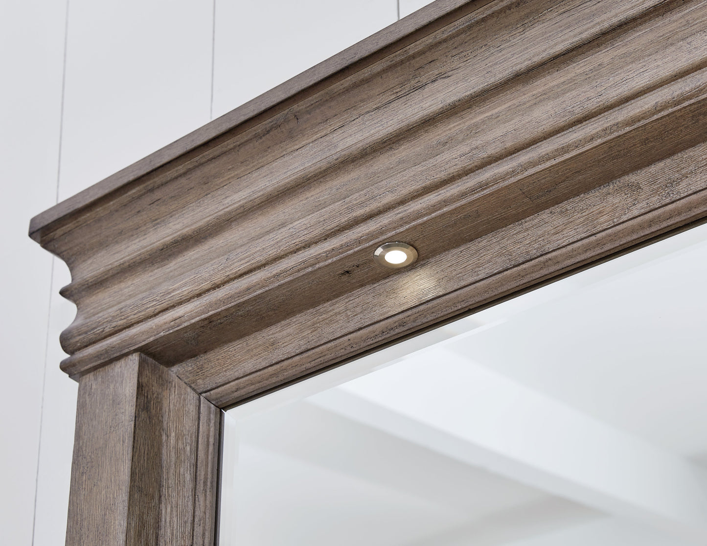 Blairhurst Light Grayish Brown Bedroom Mirror - B916-36 - Luna Furniture - Dallas Store