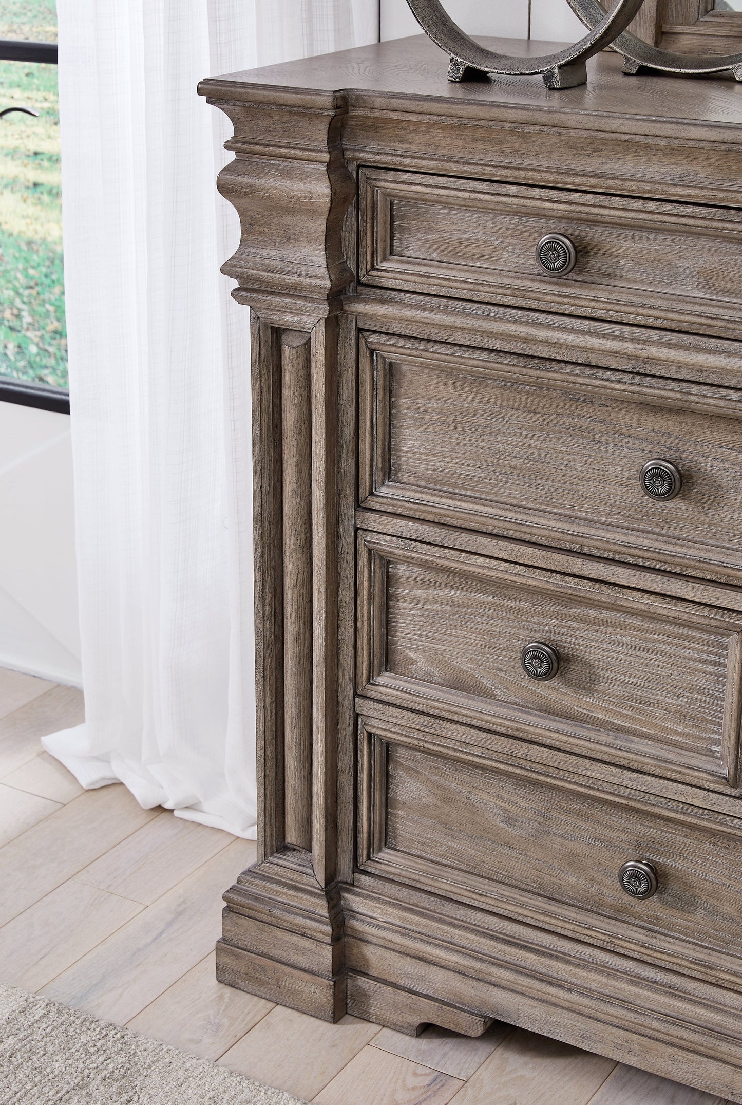Blairhurst Light Grayish Brown Dresser - B916-31 - Luna Furniture - Dallas Store