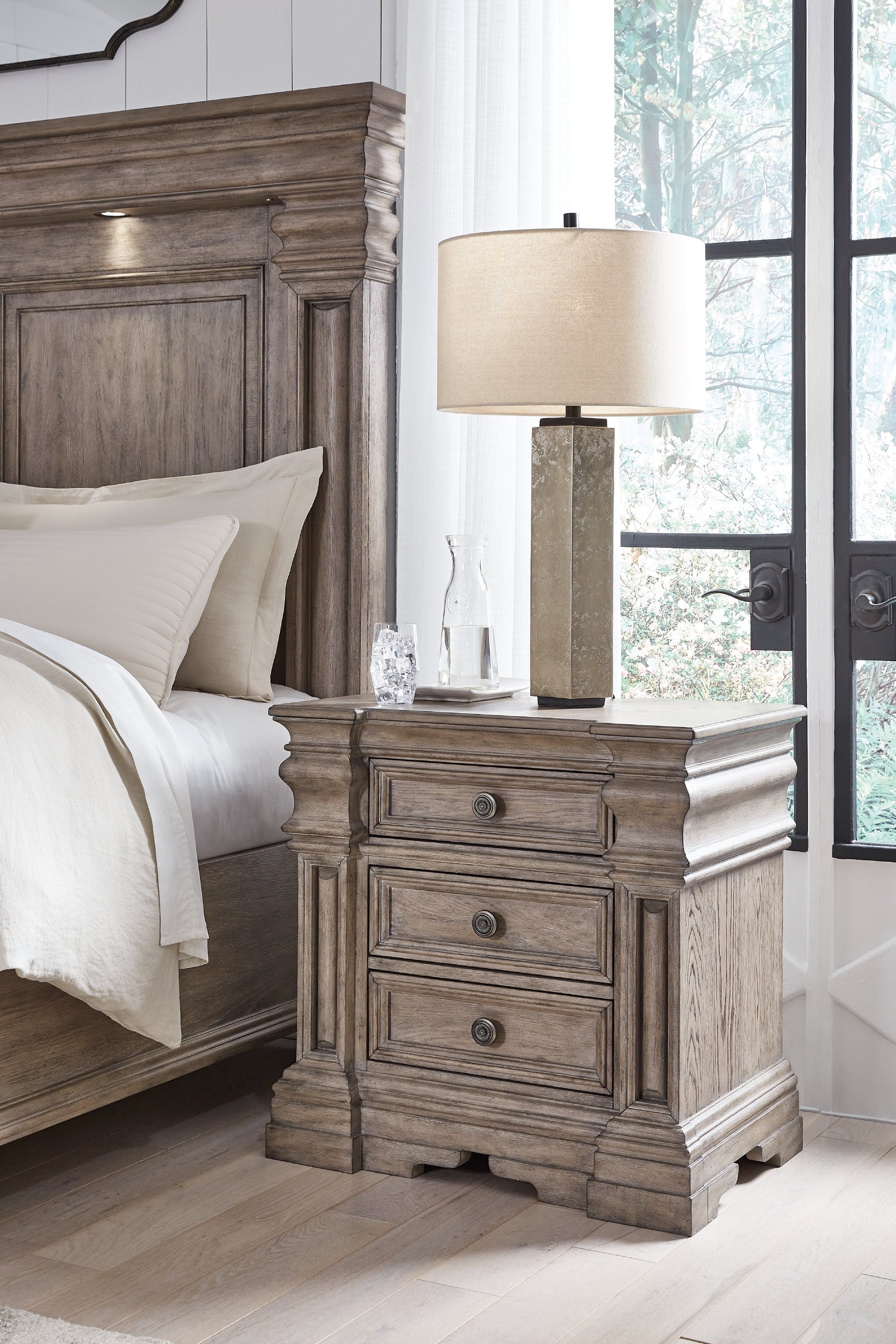 Blairhurst Light Grayish Brown Nightstand - B916-93 - Luna Furniture - Dallas Store