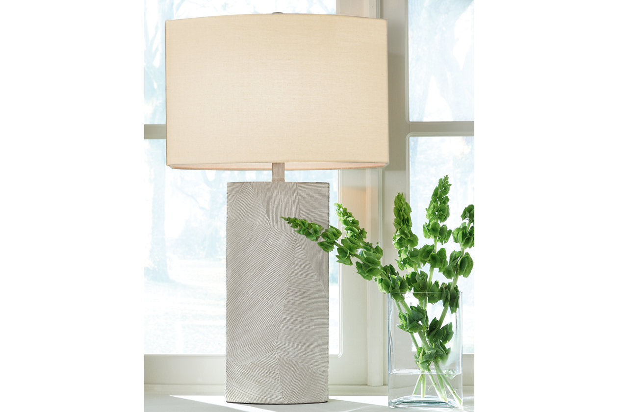 Bradard Brown Table Lamp - L243264 - Luna Furniture - Dallas Store