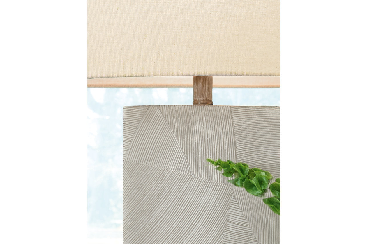 Bradard Brown Table Lamp - L243264 - Luna Furniture - Dallas Store