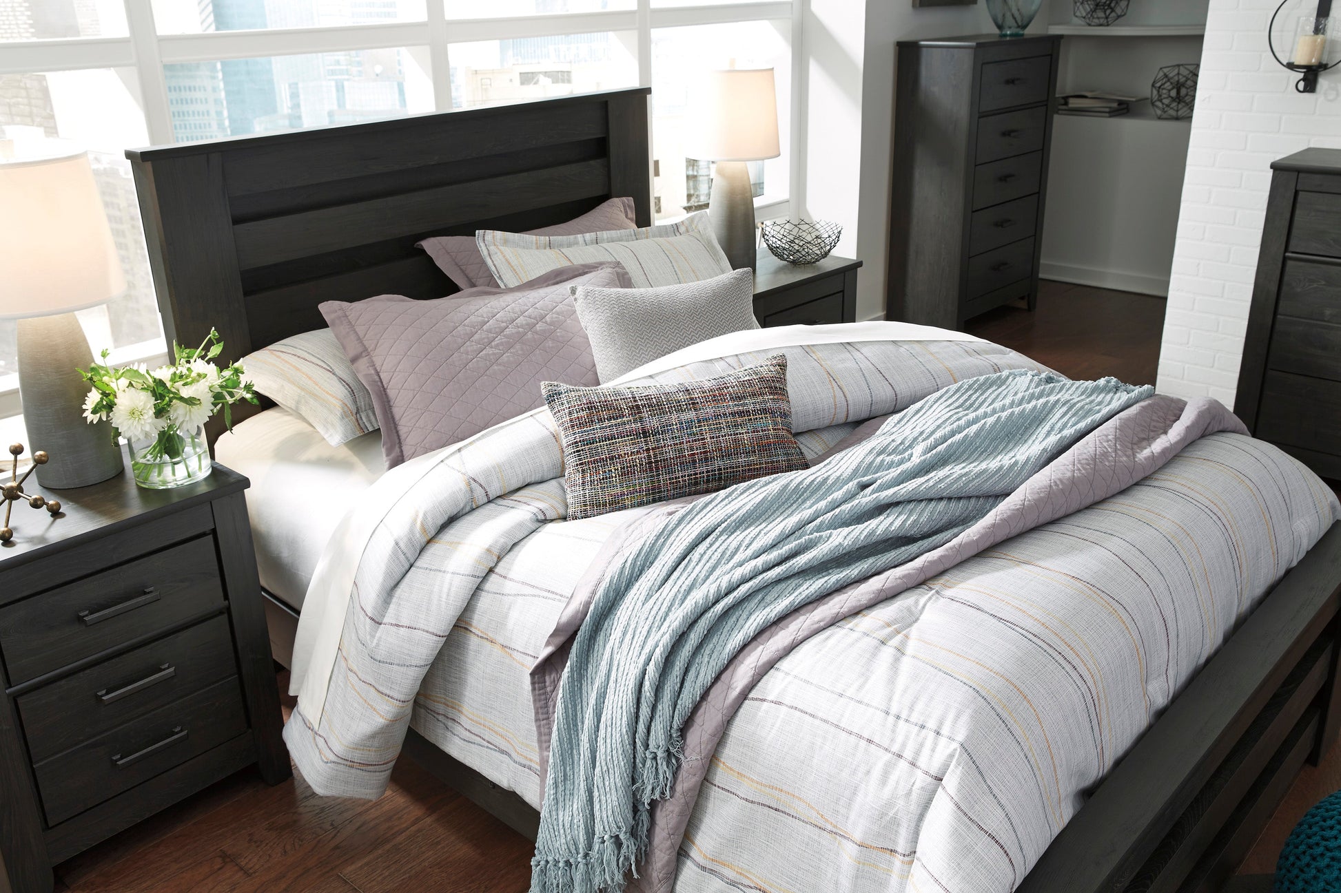 Brinxton Charcoal Panel Bedroom Set - SET | B249-66 | B249-68 | B249-99 | B249-31 | B249-36 | B249-92 | B249-46 - Luna Furniture - Dallas Store