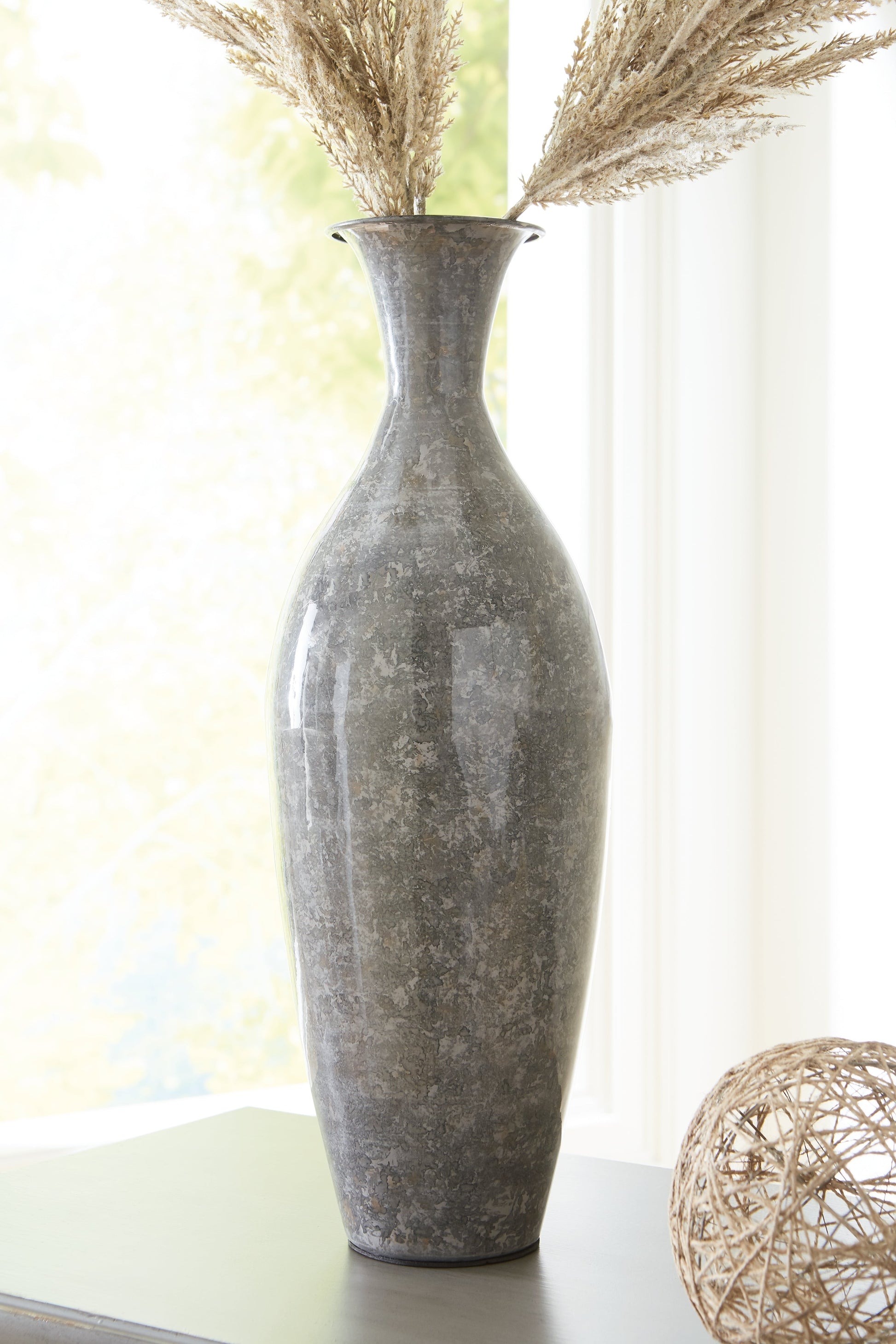Brockwich Antique Gray Vase - A2000589 - Luna Furniture - Dallas Store