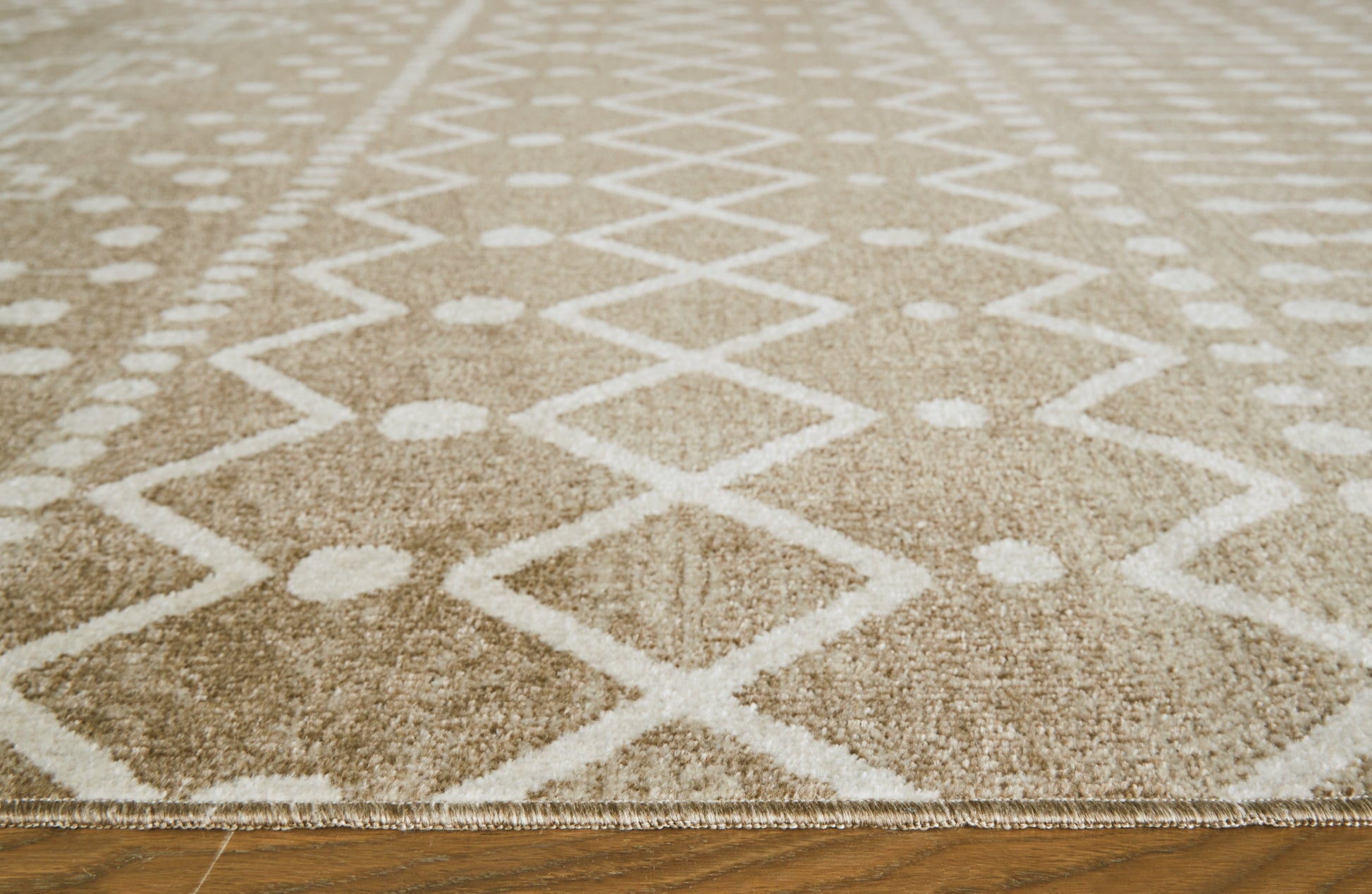 Bunchly Tan/Brown/Cream Medium Rug - R406222 - Luna Furniture - Dallas Store