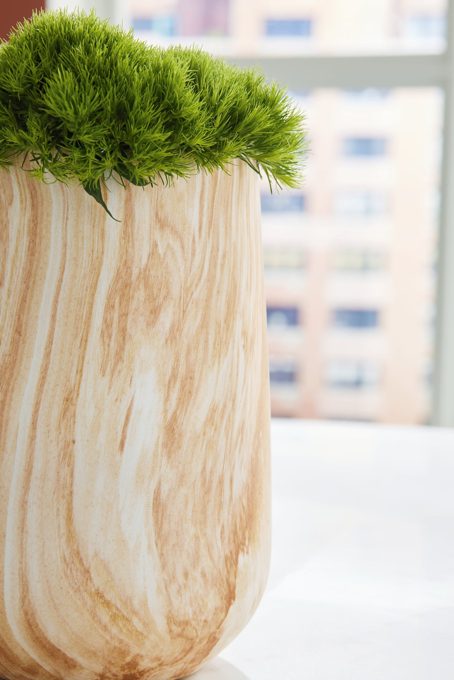 Cammen Tan/White Vase - A2000646 - Luna Furniture - Dallas Store