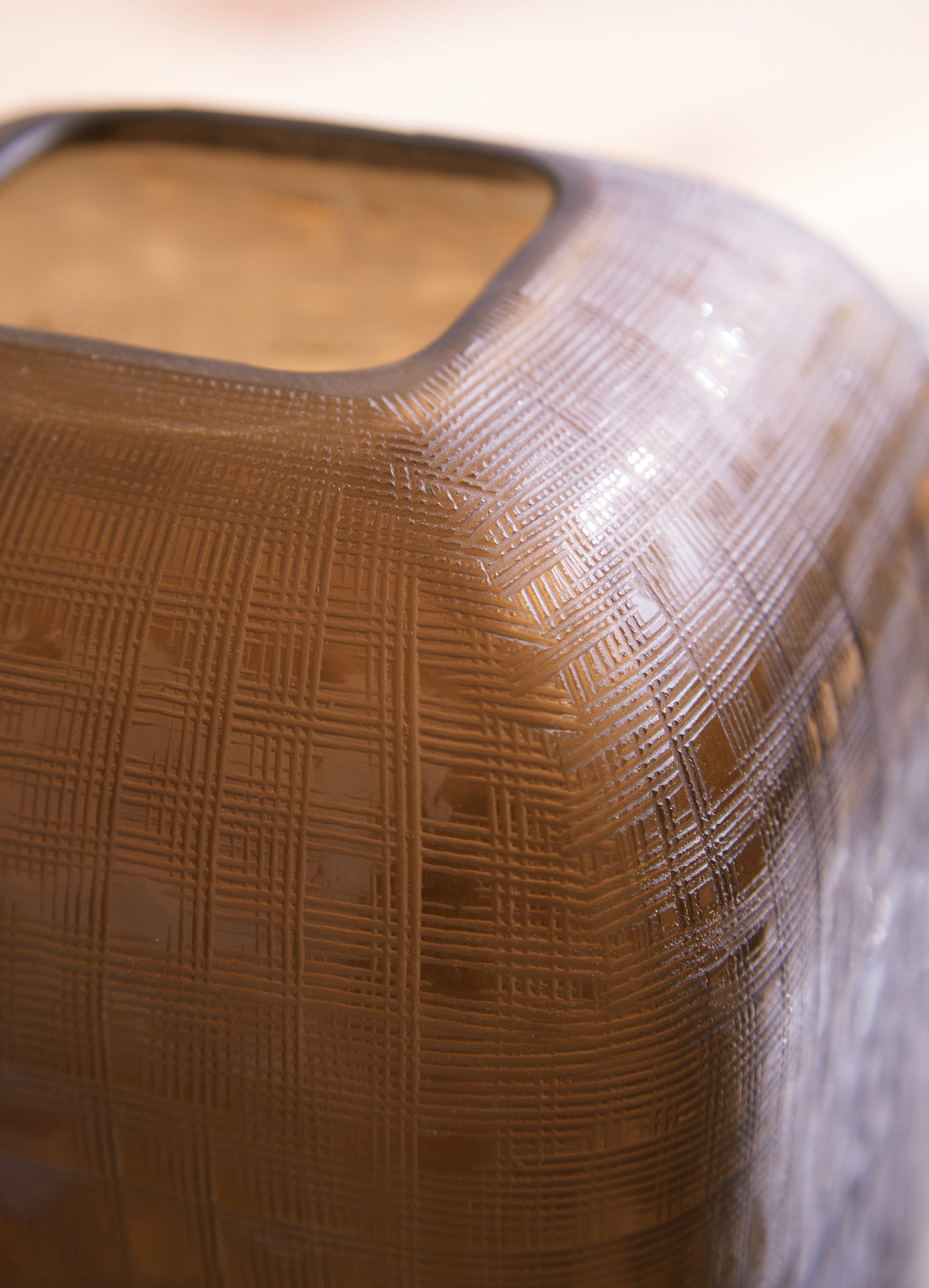 Capard Brown Vase - A2900003 - Luna Furniture - Dallas Store