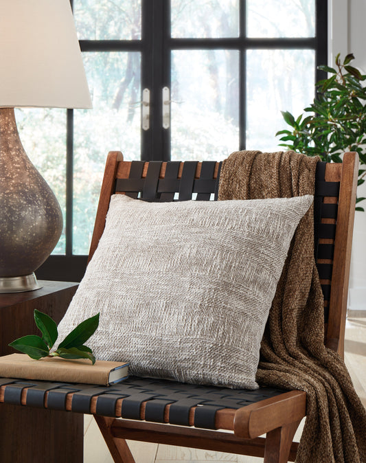 Carddon Brown/White Pillow, Set of 4 - A1000971 - Luna Furniture - Dallas Store
