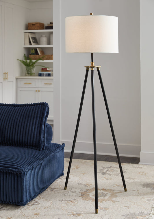 Cashner Black/Gold Finish Floor Lamp - L206101 - Luna Furniture - Dallas Store