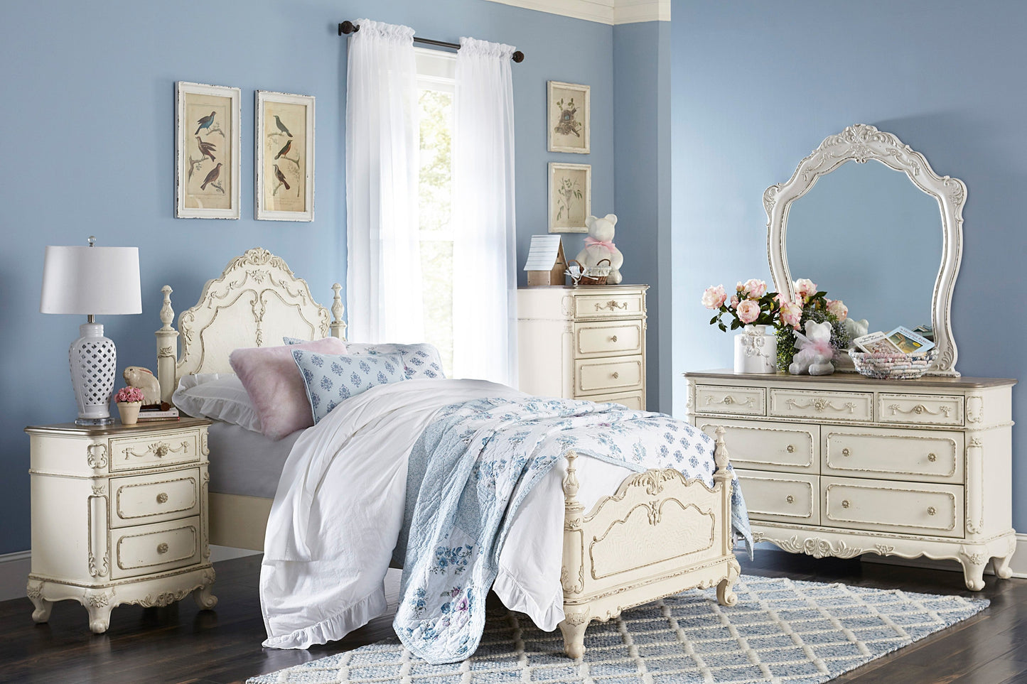 Cinderella Antique White Poster Youth Bedroom Set - SET | 1386NW-5 | 1386NW-6 | 1386NW-4 | 1386FNW-1 | 1386FNW-2 | 1386FNW-3 - Luna Furniture - Dallas Store