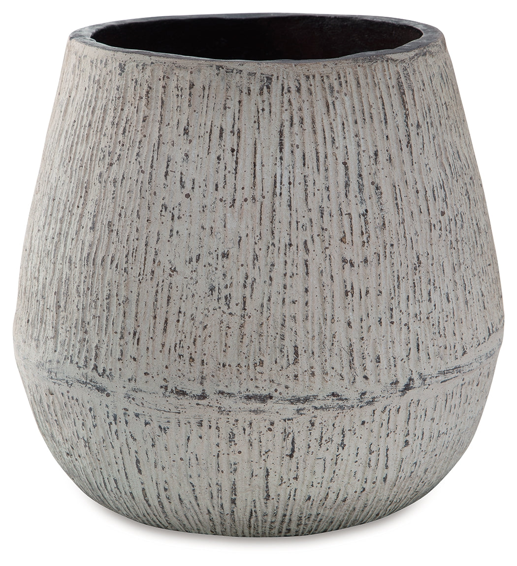 Claymount Distressed Brown Vase - A2000636 - Luna Furniture - Dallas Store