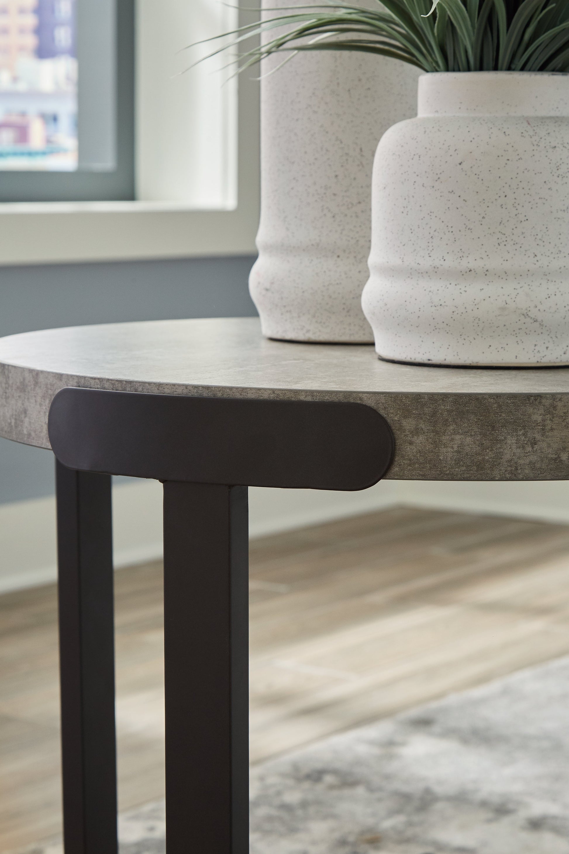 Darthurst Light Brown Table (Set of 3) - T383-13 - Luna Furniture - Dallas Store