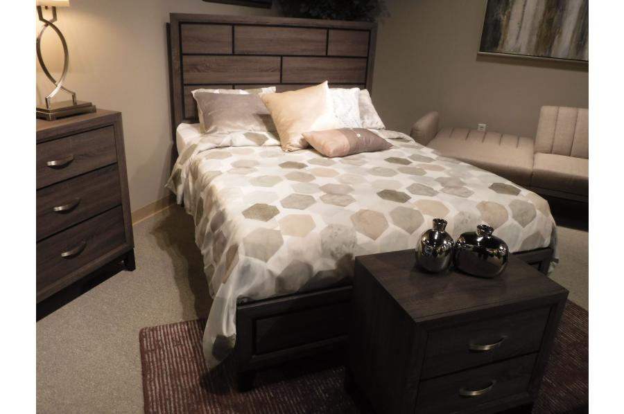 Davi Gray Panel Bedroom Set - SET | 1645K-1 | 1645-3 | 1645-5 | 1645-6 | 1645-4 | 1645-9 - Luna Furniture - Dallas Store