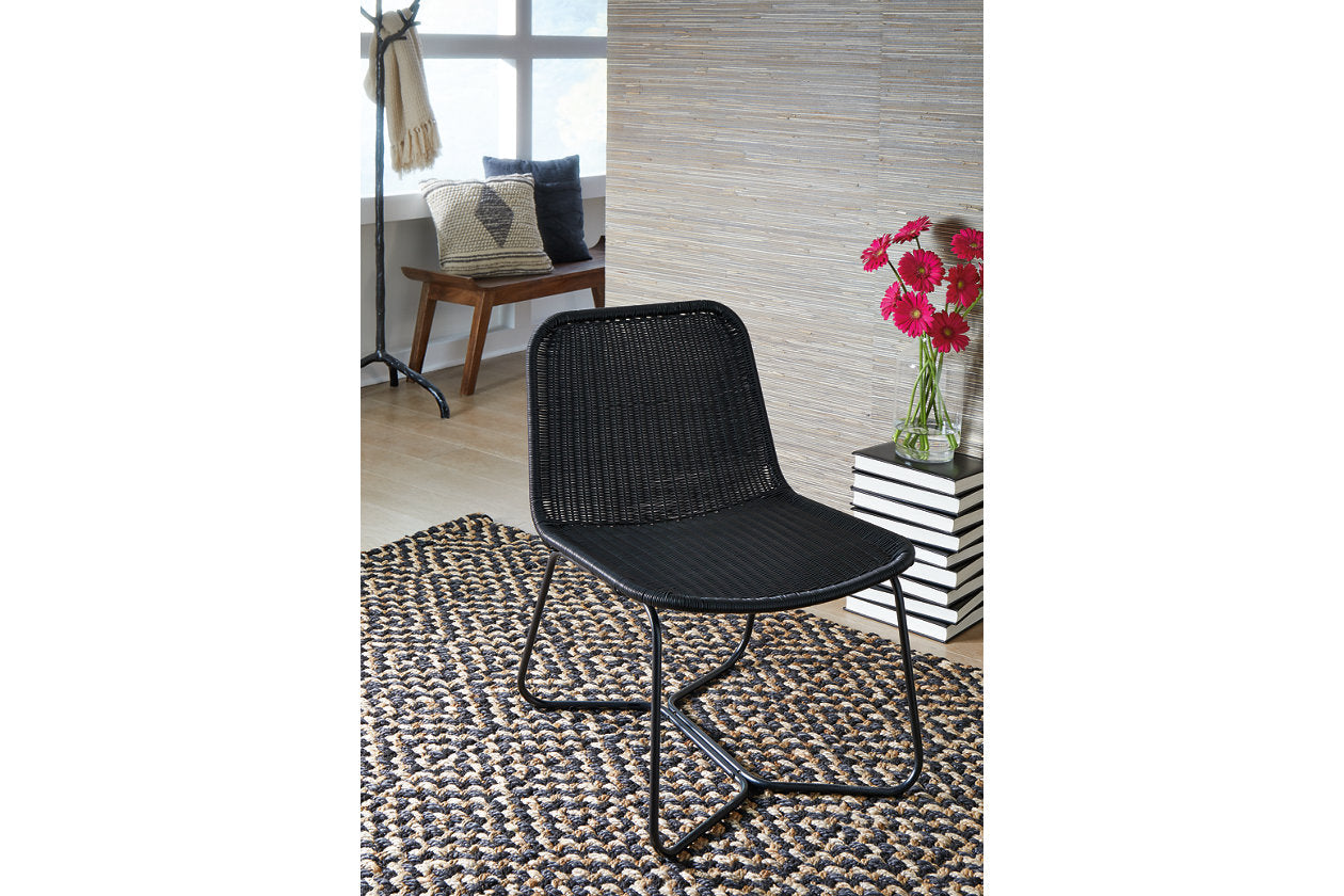 Daviston Black Accent Chair - A3000614 - Luna Furniture - Dallas Store