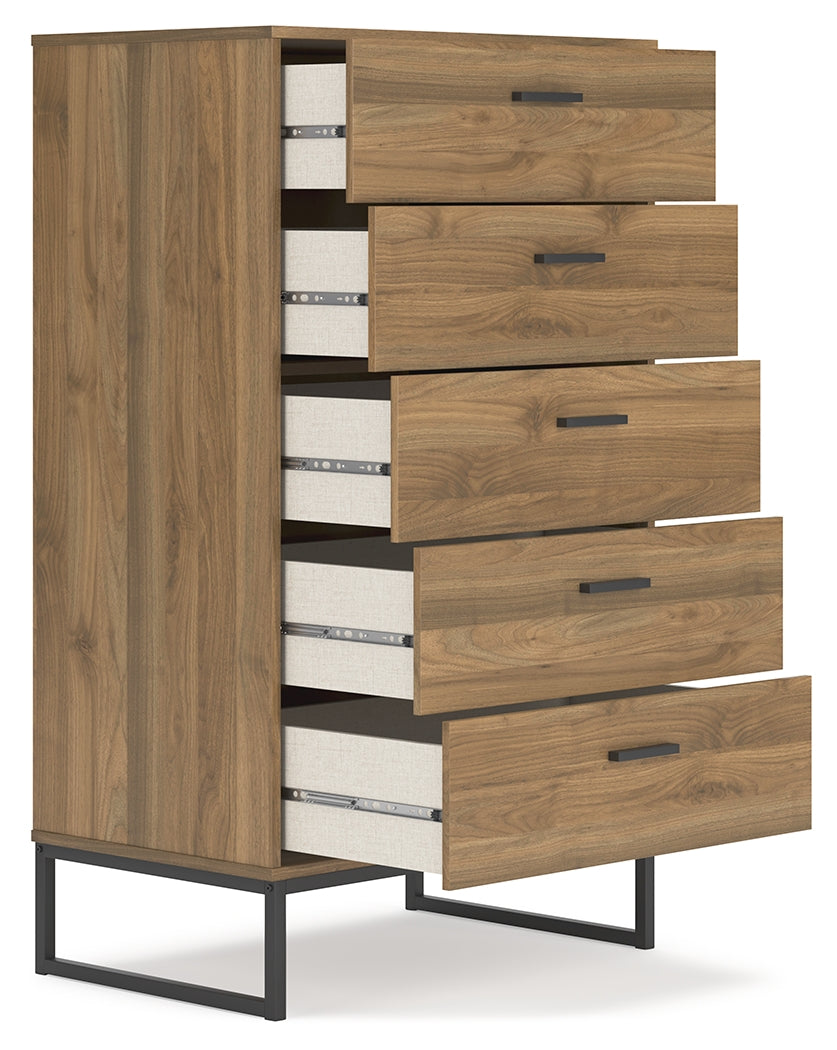 Deanlow Honey Chest of Drawers - EB1866-245 - Luna Furniture - Dallas Store