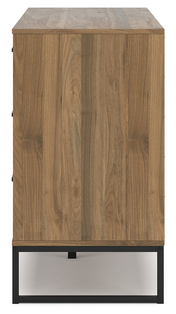 Deanlow Honey Dresser - EB1866-231 - Luna Furniture - Dallas Store