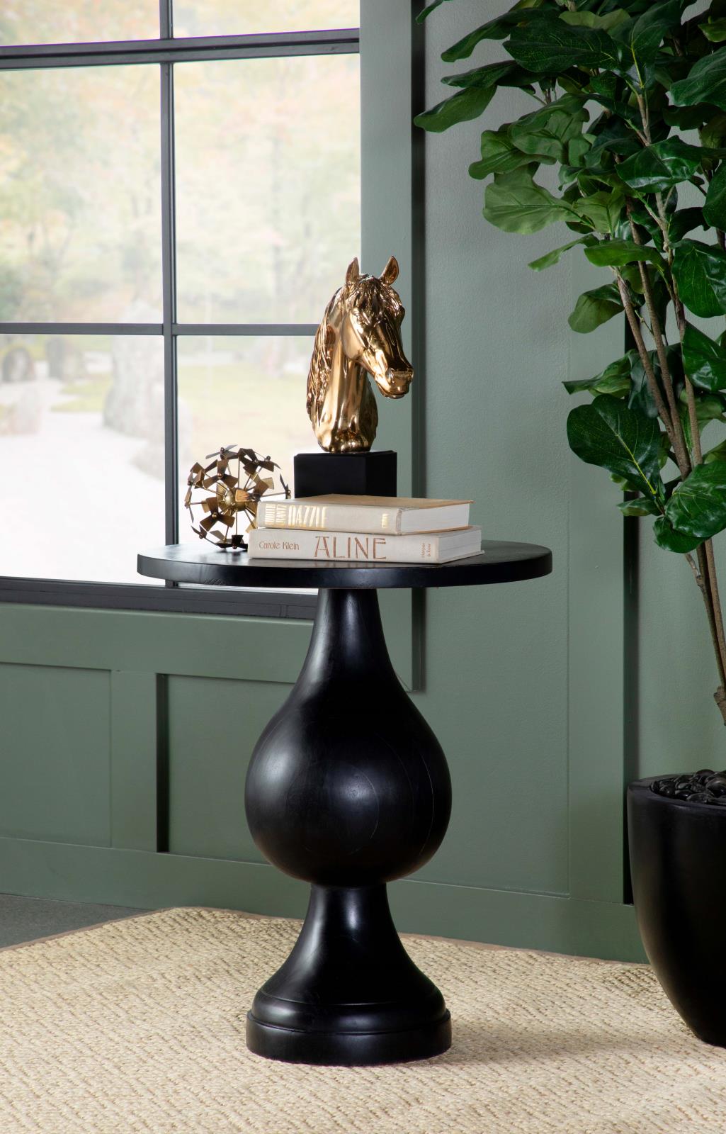 Dianella Round Pedestal Accent Table - 915108 - Luna Furniture - Dallas Store