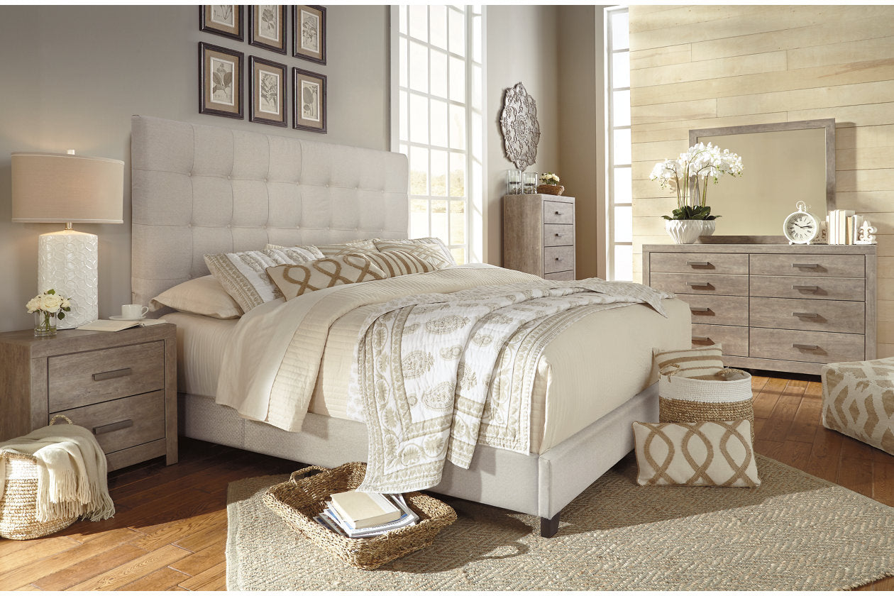 Dolante Beige King Upholstered Bed - B130-582 - Luna Furniture - Dallas Store