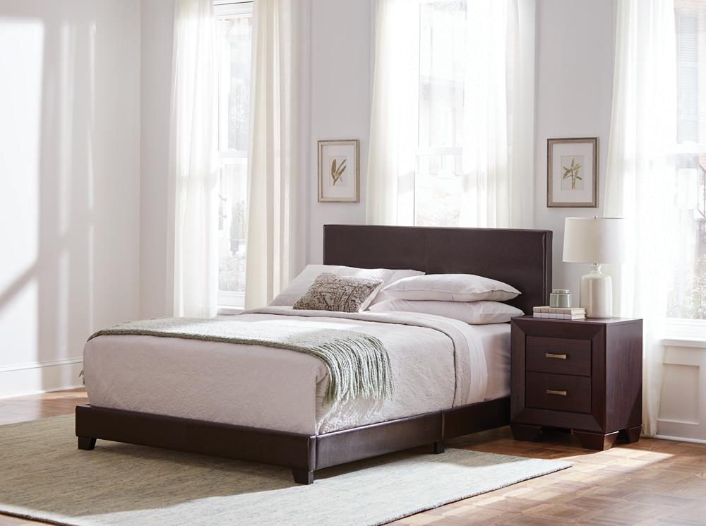 Dorian Upholstered Eastern King Bed Brown - 300762KE - Luna Furniture - Dallas Store