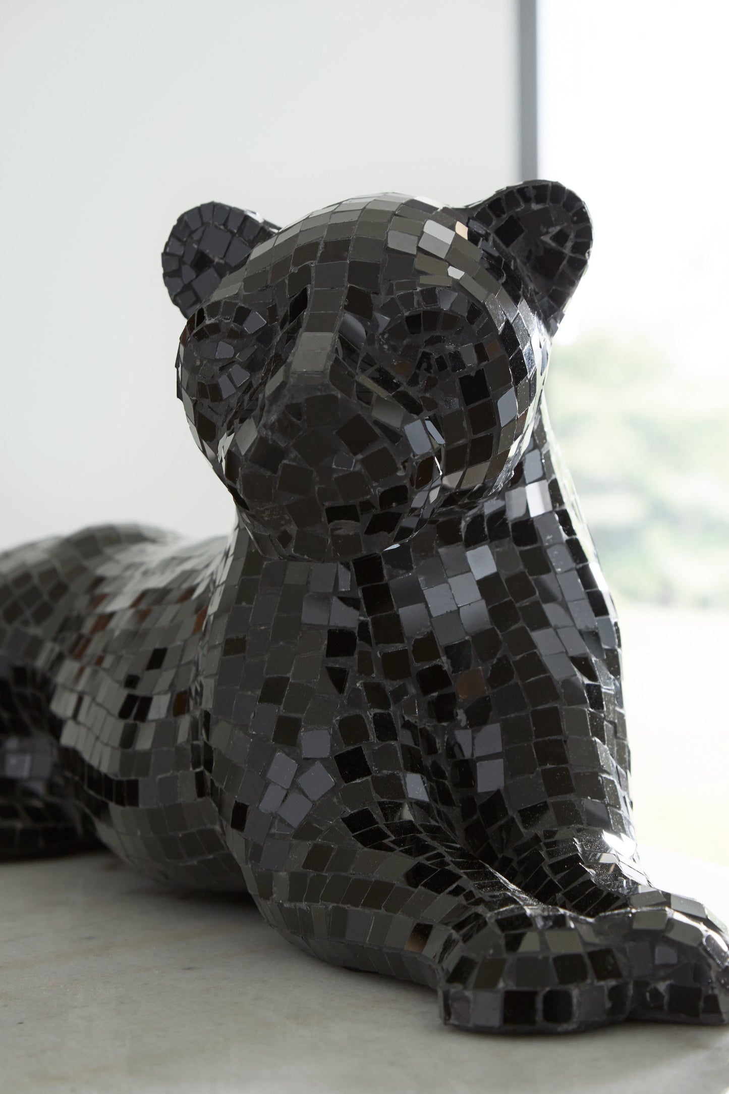 Drice Black Sculpture - A2000419 - Luna Furniture - Dallas Store
