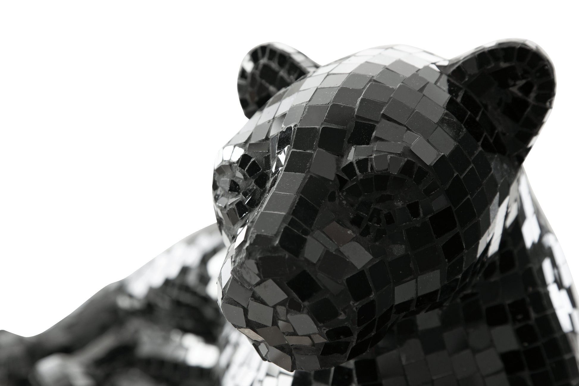 Drice Black Sculpture - A2000419 - Luna Furniture - Dallas Store