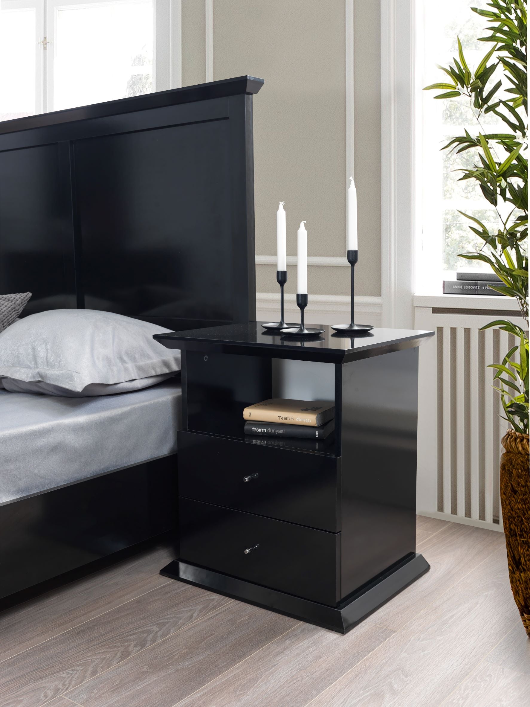 Erika Black 4-Piece Queen Bedroom Set - ERIKABEDROOM-4PCQ - Luna Furniture - Dallas Store