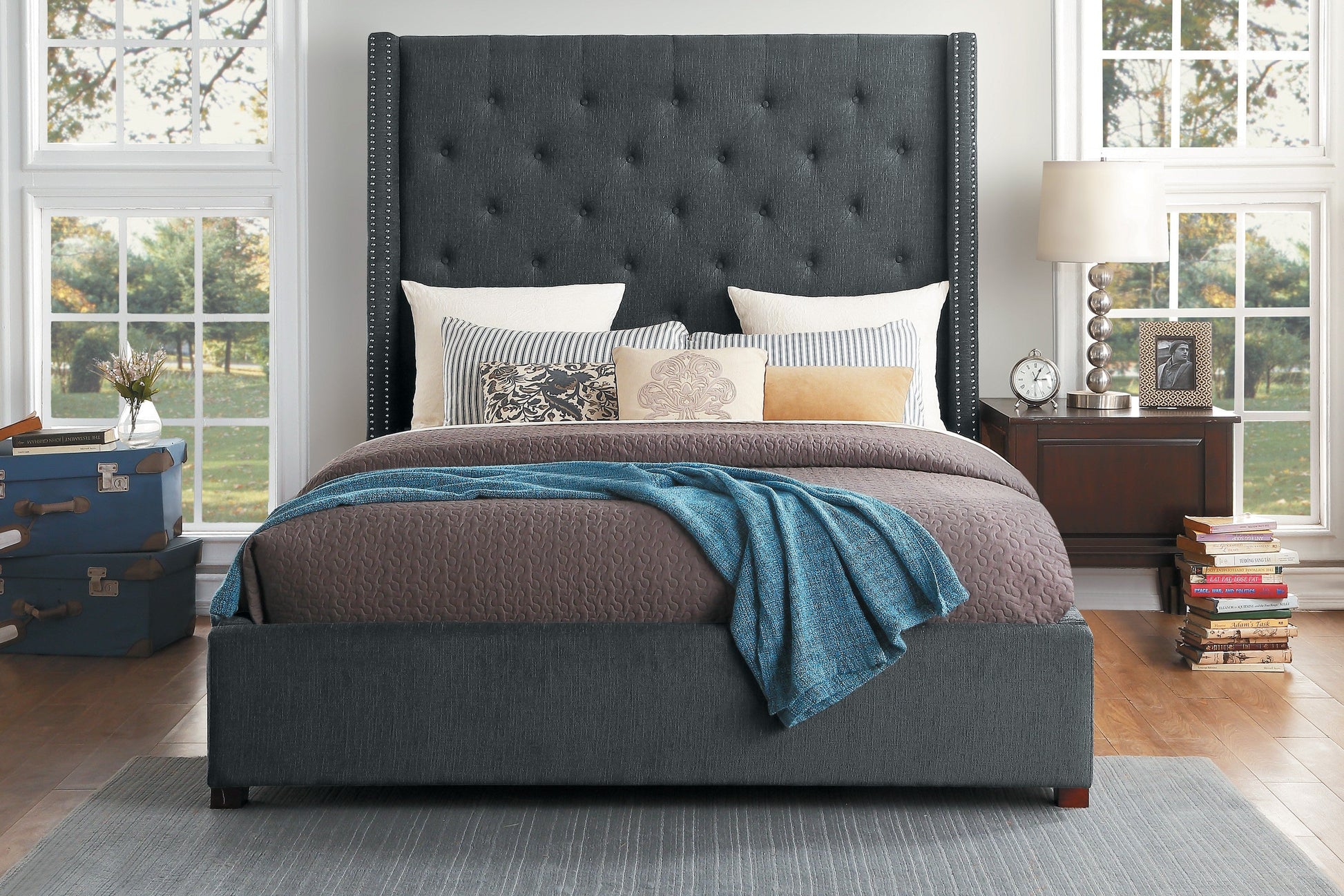 Fairborn Gray Queen Upholstered Storage Platform Bed - SET | 5877GY-1 | 5877GY-3 | 5877-2DW - Luna Furniture - Dallas Store