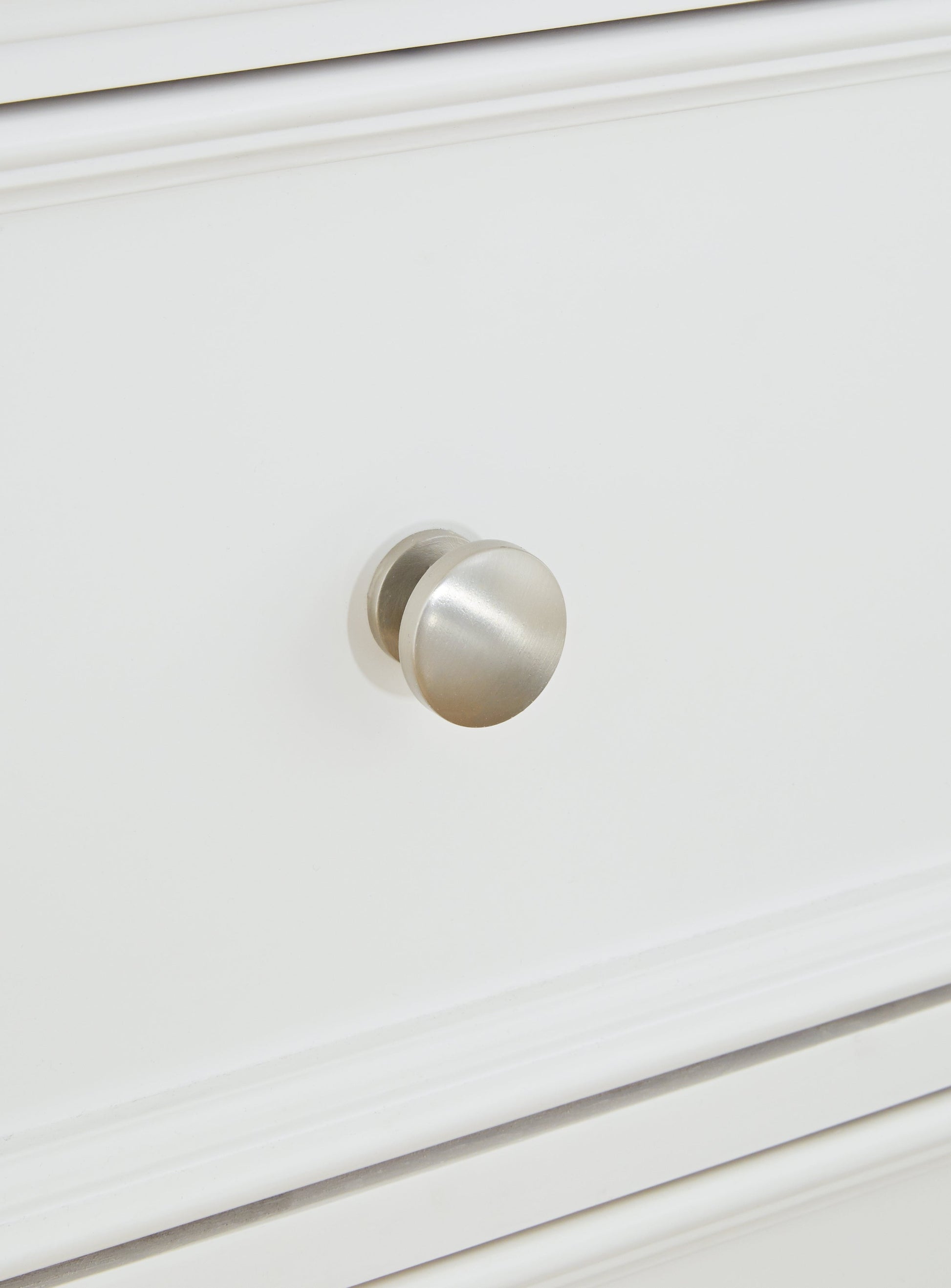Fortman White Chest of Drawers - B680-46 - Luna Furniture - Dallas Store