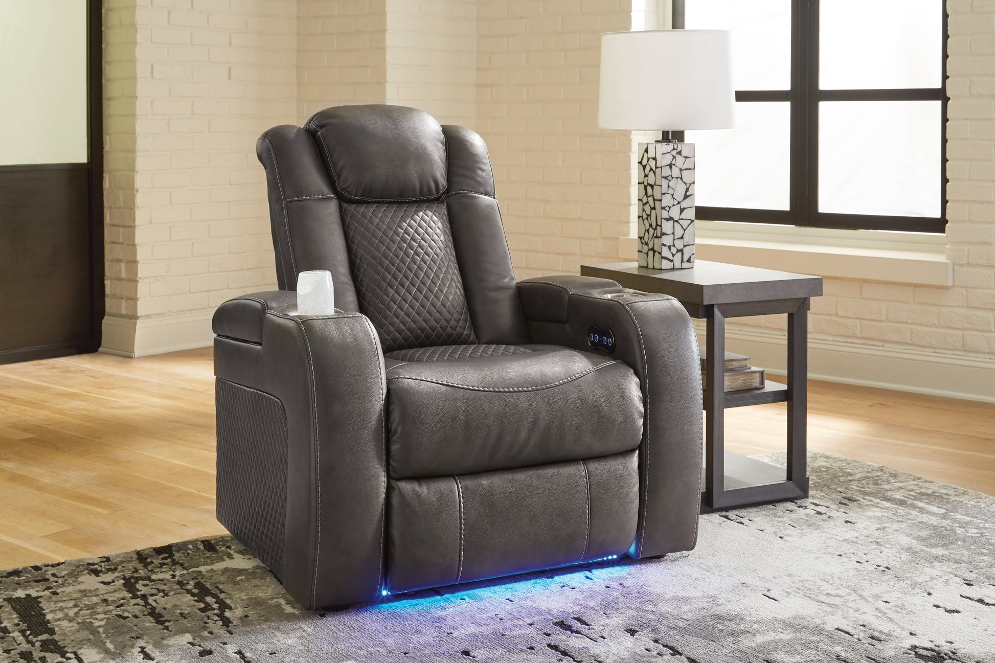 Fyne-Dyme Shadow Power Recliner - 3660213 - Luna Furniture - Dallas Store