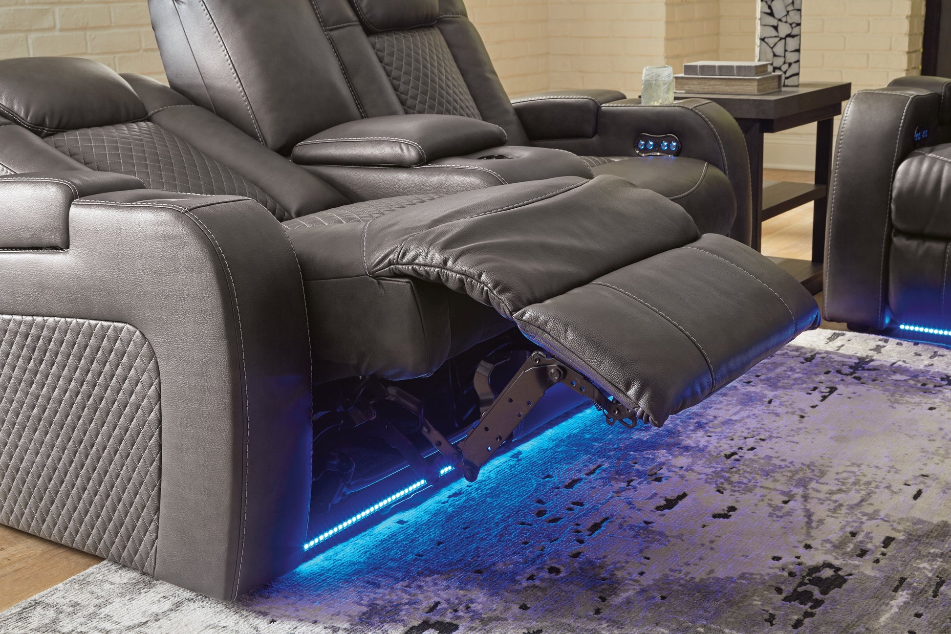 Fyne-Dyme Shadow Power Reclining Loveseat with Console - 3660218 - Luna Furniture - Dallas Store