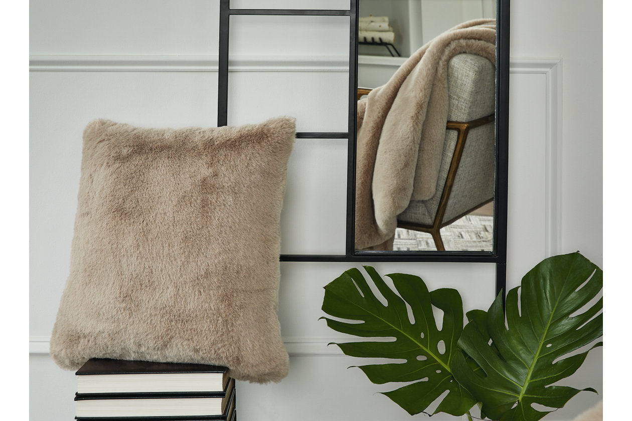 Gariland Taupe Pillow, Set of 4 - A1000866 - Luna Furniture - Dallas Store