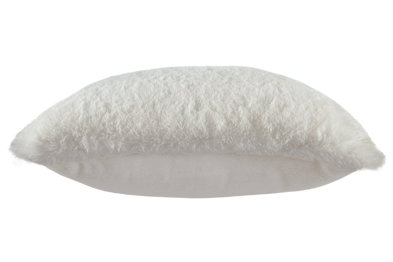 Gariland White Pillow, Set of 4 - A1000863 - Luna Furniture - Dallas Store