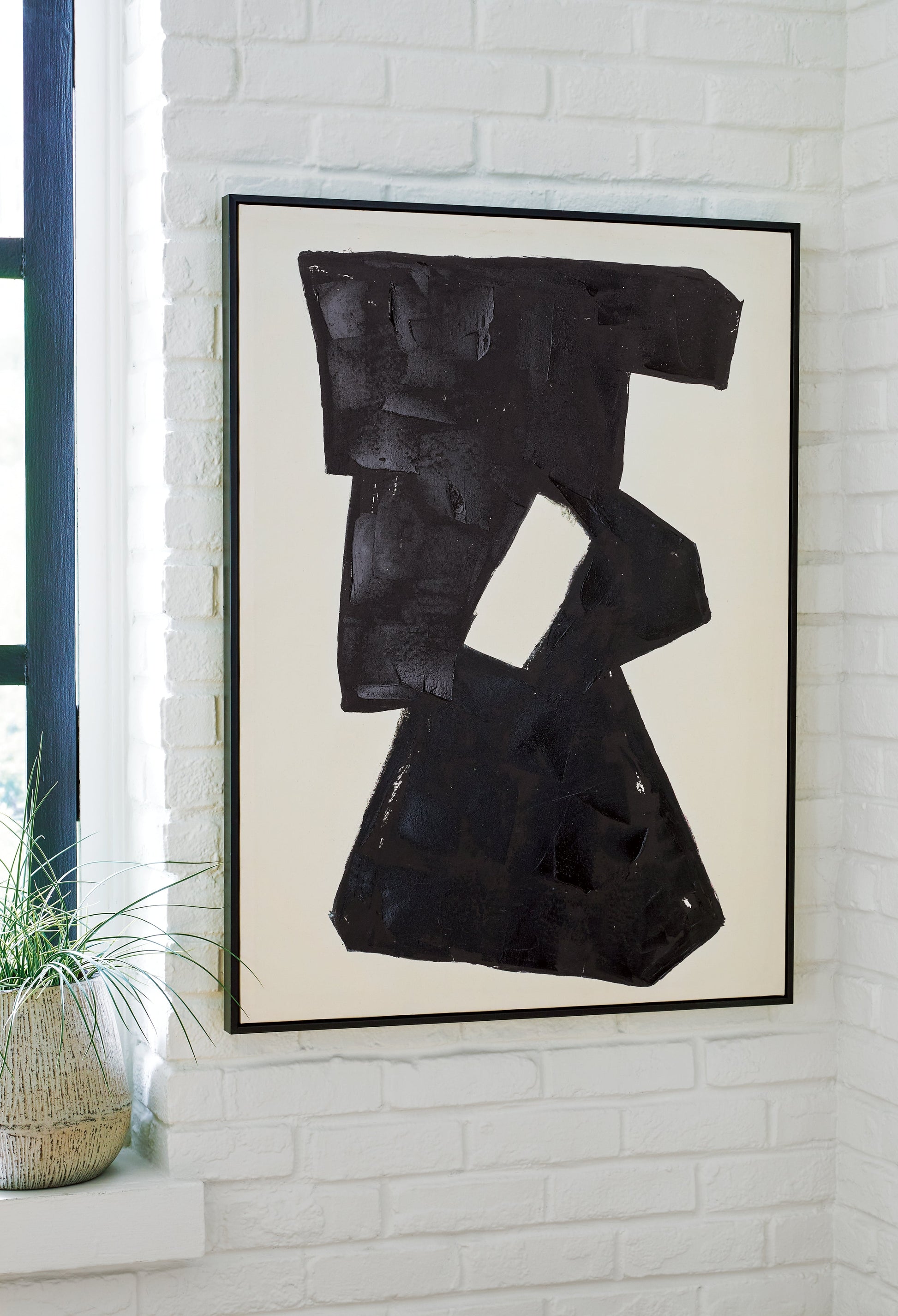 Garviery Black/Cream Wall Art - A8000385 - Luna Furniture - Dallas Store