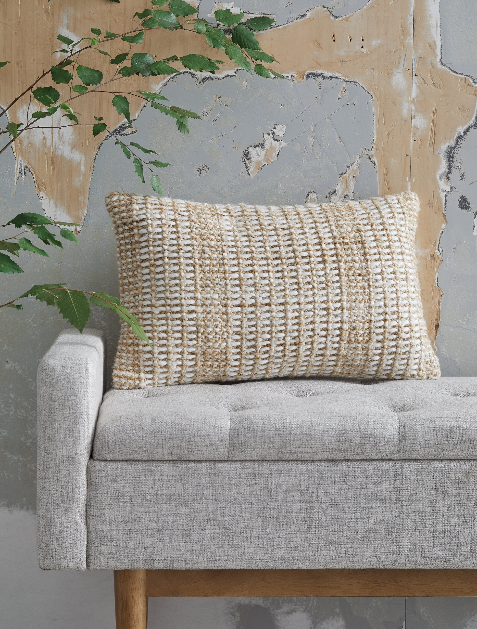 Hathby Tan/White Pillow (Set of 4) - A1001048 - Luna Furniture - Dallas Store