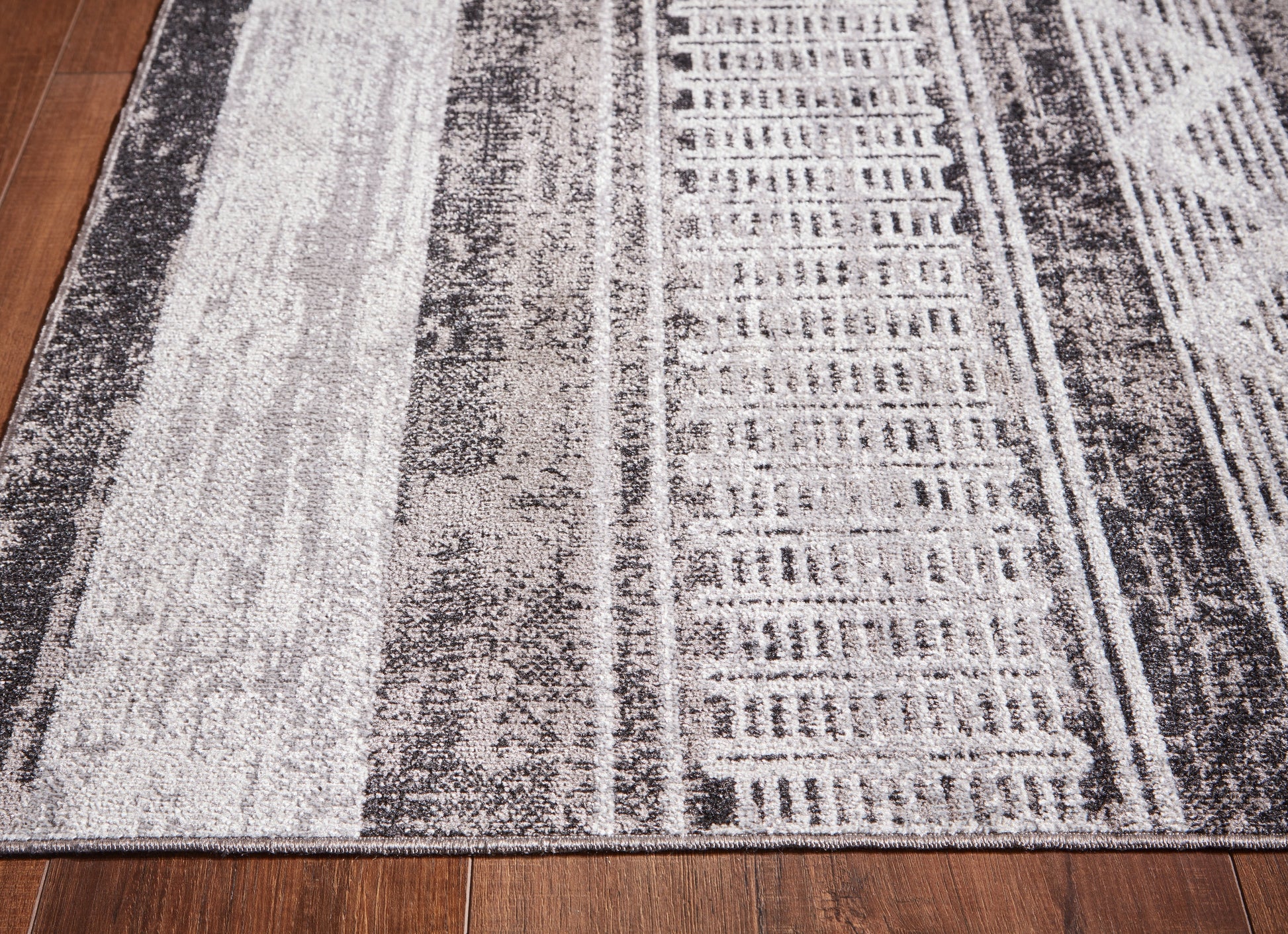 Henchester Multi 8' x 10' Rug - R405991 - Luna Furniture - Dallas Store