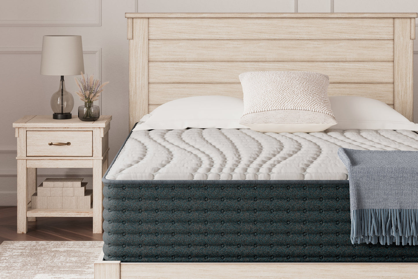 Hybrid 1300 White King Mattress - M43641 - Luna Furniture - Dallas Store