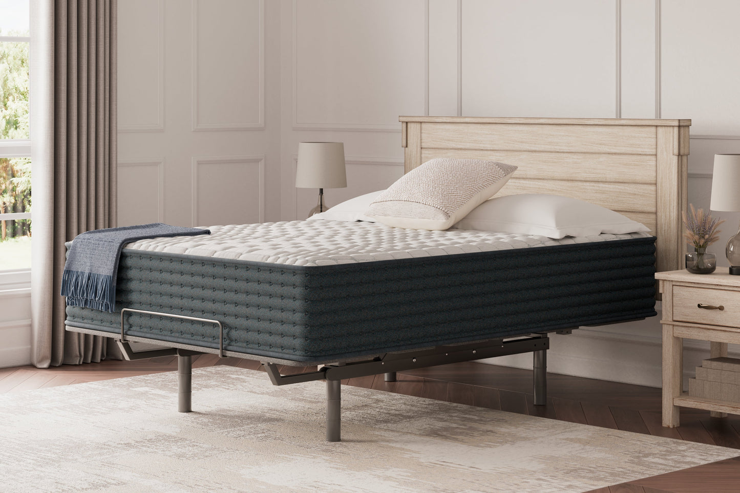 Hybrid 1300 White King Mattress - M43641 - Luna Furniture - Dallas Store