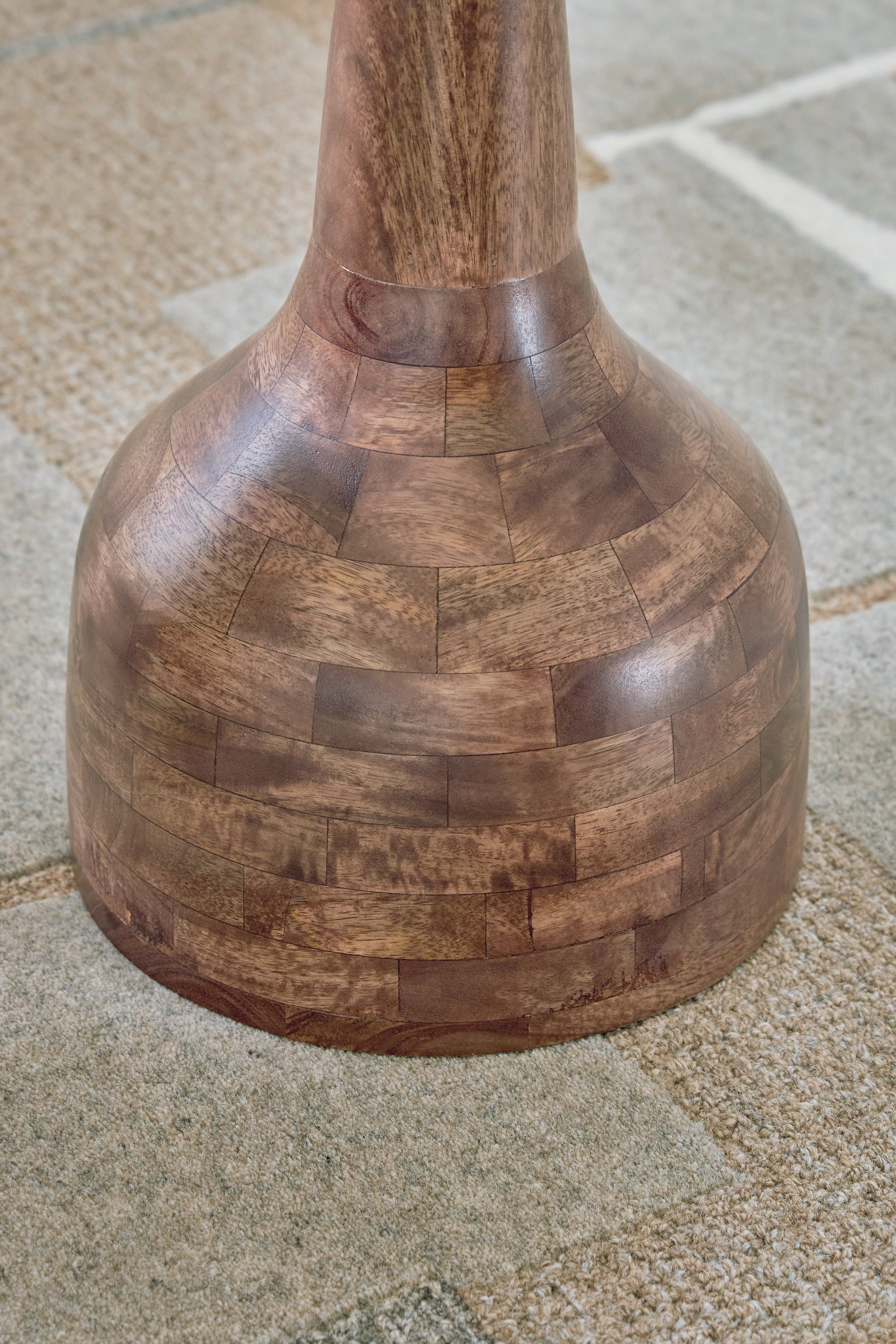Joville Medium Brown Accent Table - A4000627 - Luna Furniture - Dallas Store